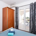 Apartman Mit Privater Terrasse By Interhome