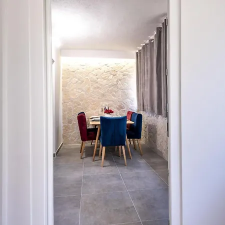 Mit Privater Terrasse By Interhome Lägenhet *